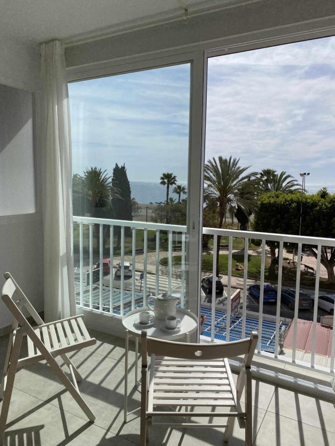 Apartamento 2 Habitaciones Frontal Al Mar 3 Torre Del Mar Exterior photo