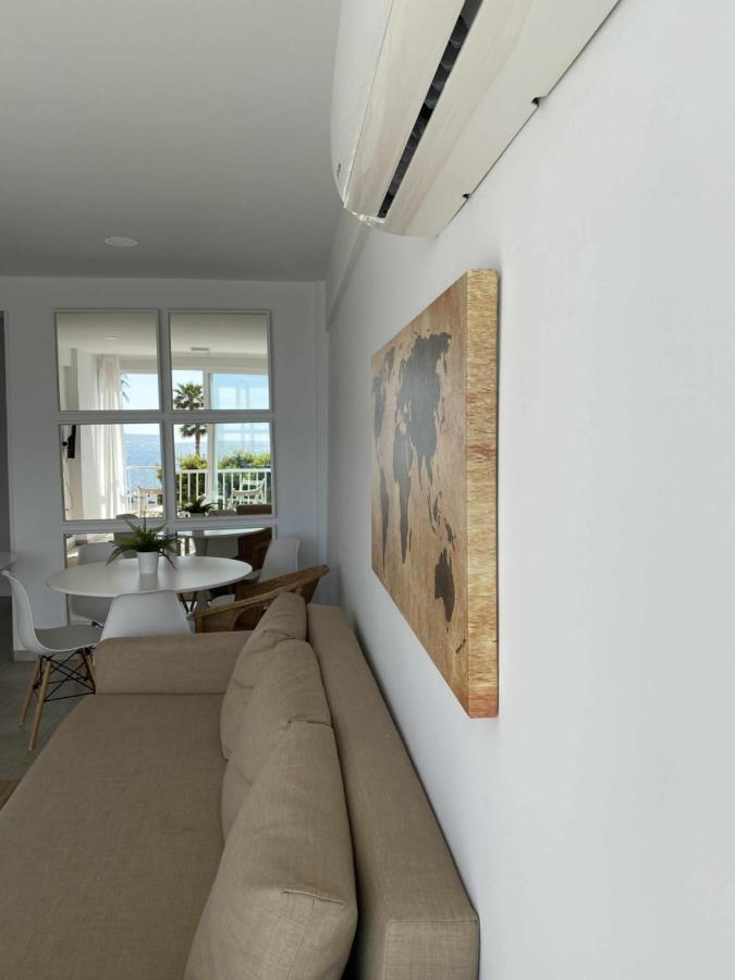 Apartamento 2 Habitaciones Frontal Al Mar 3 Torre Del Mar Exterior photo