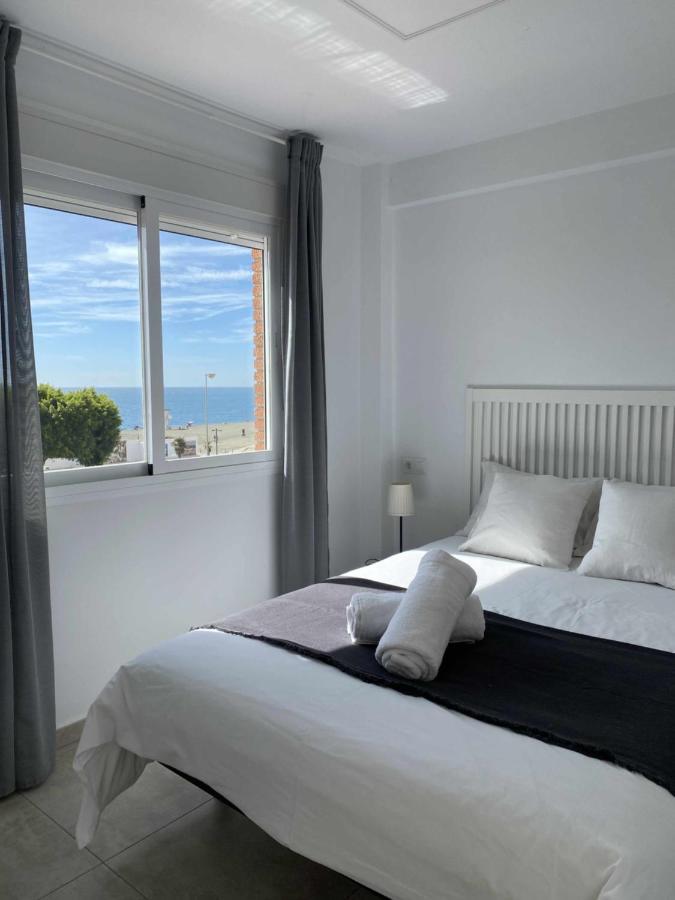 Apartamento 2 Habitaciones Frontal Al Mar 3 Torre Del Mar Exterior photo